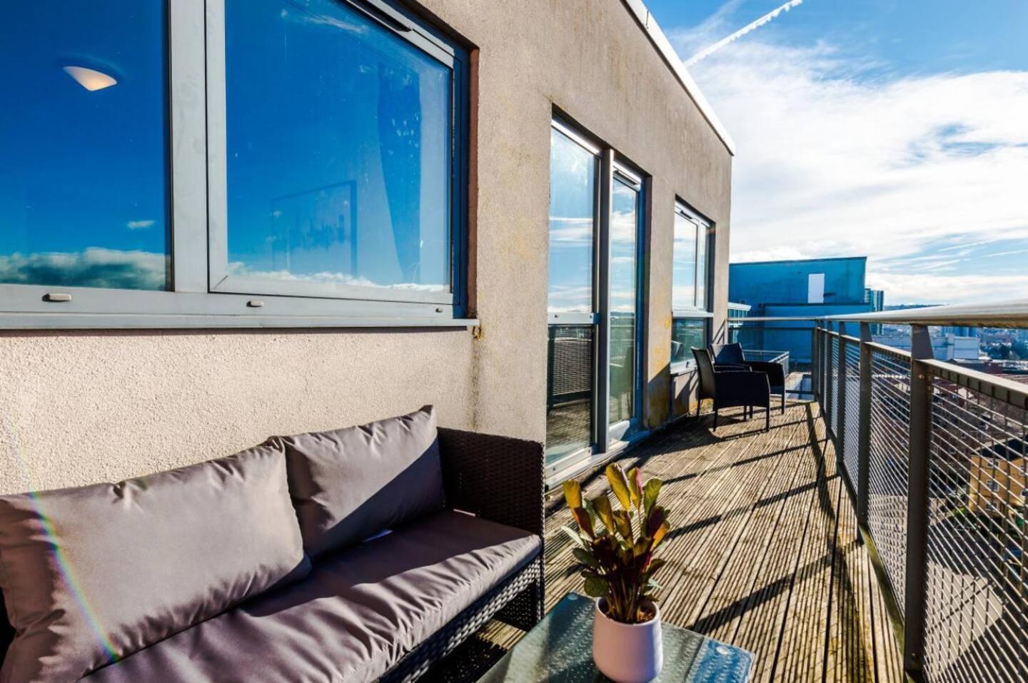 High-Spec Penthouse Central Free Parking Space Sheffield Exterior photo